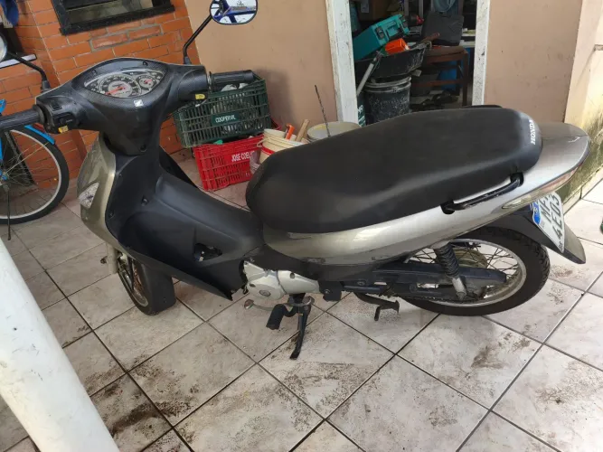VENDO HONDA BIZ 125 ES 2008/2009