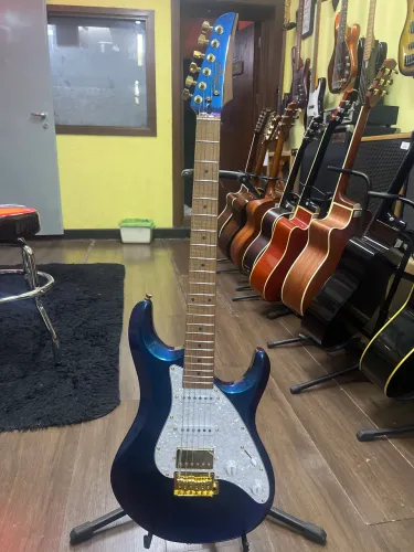 Guitarra Seizi Elet Katana Ghost Gold Rm Chamaleon