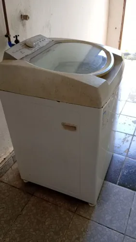 Máquina de lavar roupa 