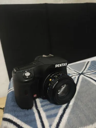 Câmera Pentax K200 + Lente 50mm