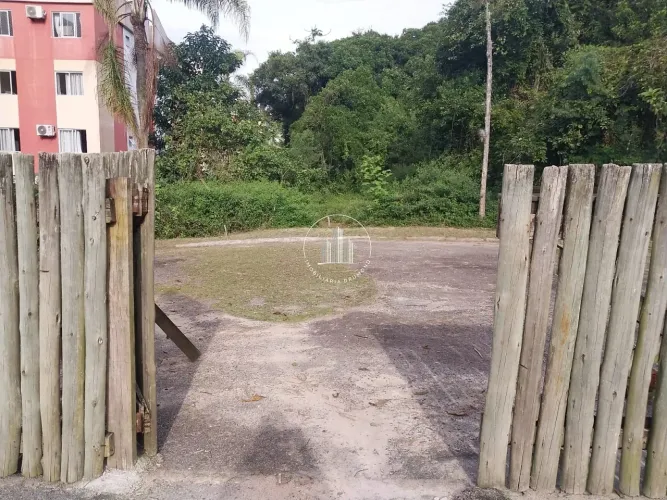 Terreno no Real Parque com 3.000m² - PLC