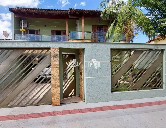 Sobrado com 3 Quartos à venda, 126 m² por R$ 850.000 - Jardim Tarumã - Londrina/PR