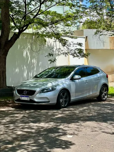 Volvo V40 T-4 2.0 Aut./mec. 2014