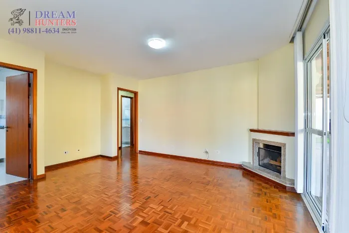 Casa térrea em Condomínio, com 3 Quartos, em Santa felicidade