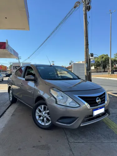 Nissan Versa SV 1.6 16V Flexstart 4P Mec. 2017