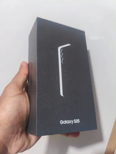 SAMSUNG S25 5G LACRADO