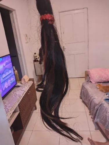 Cabelo humano liso com leve ondulação 60 cm