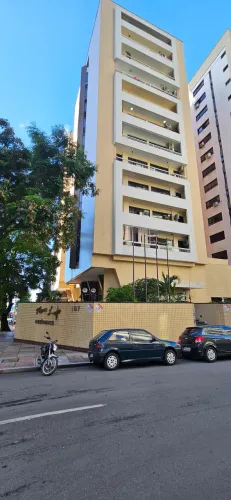 Flat Cobertura c/ excelente Localização, 67,96m², 01 qto, hidro, varanda, sala, cozinha, w