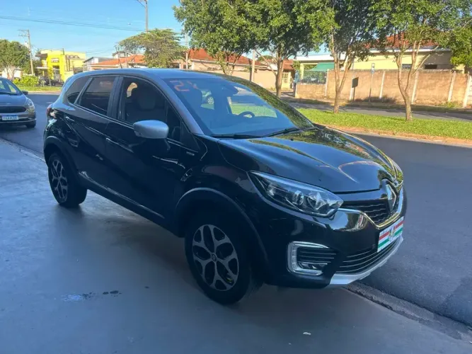 Renault Captur Bose 1.6 CVT 2021