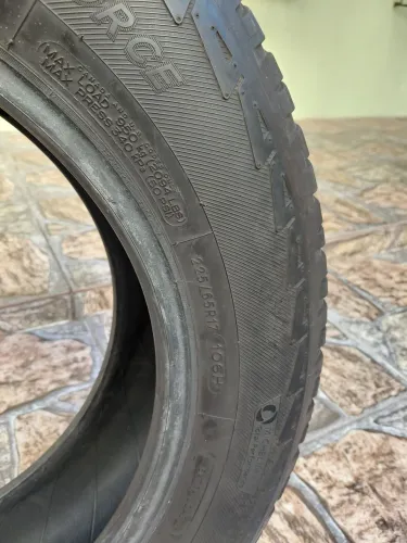 Pneus para pagero Tr4