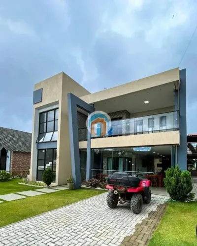 Casa no Águas da Serra - Locação - 6 Suítes, Área Gourmet e Churrasqueira