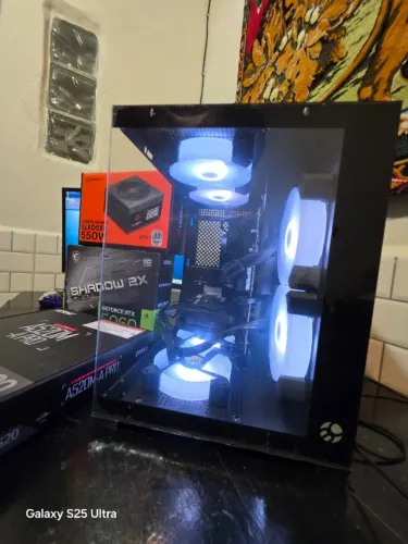 PC Gamer Ryzen5 5500 + RTX 5060