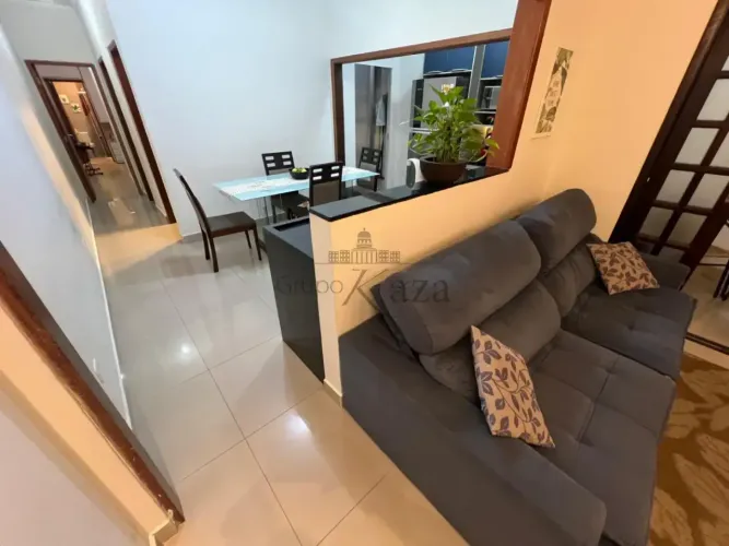 Casa - Residencial União - 3 Dormitórios sendo 1 suíte - 97 m².