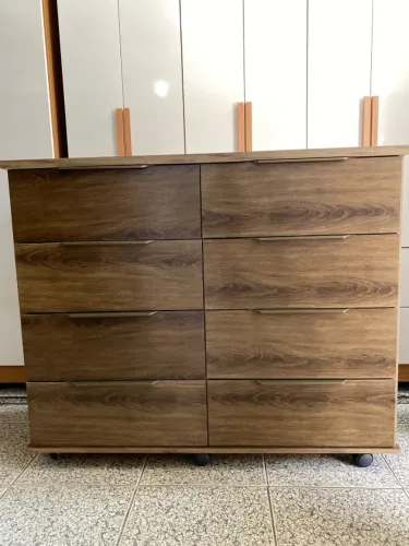 Cômoda Casal de 8 Gavetas e Rodinhas, Novas , Entrego