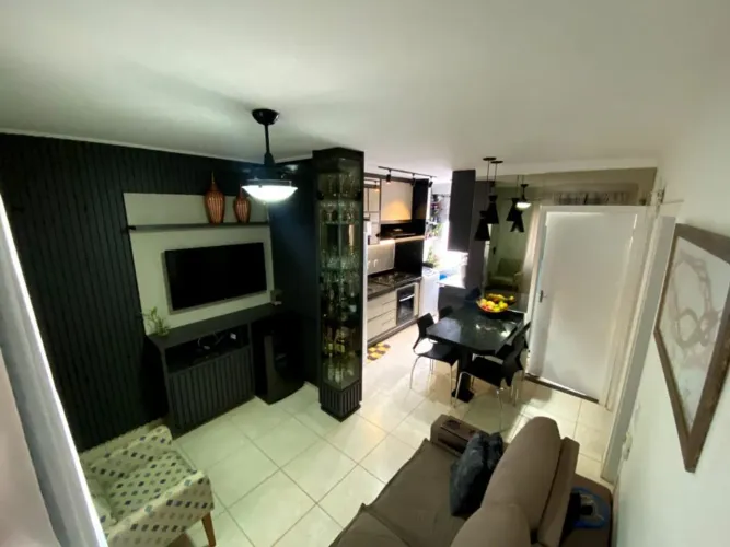 Apartamento rico em armarios no Condominio Lar Mexico | Imobiliária Rosa e Rangel
