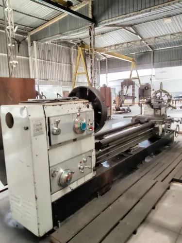 Torno Mecânico Stamaq CW 1000X3000 mm Ano 2008 