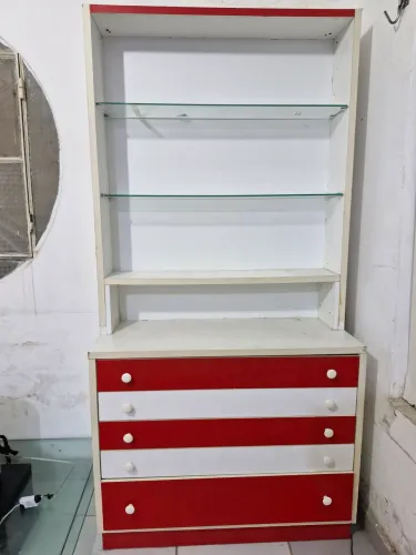 Vitrine lojas mdf e vidro