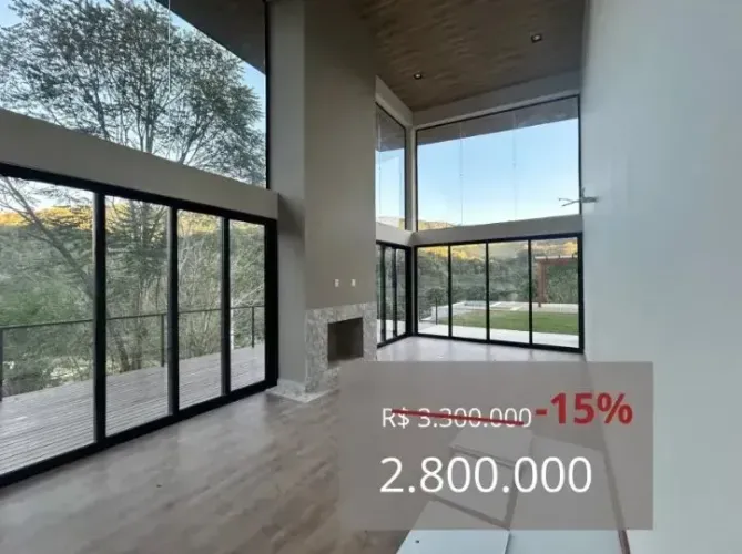 Casa de condomínio para venda possui 455 metros quadrados com 3 quartos