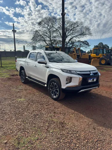 Mitsubishi L200 Triton Sport HPE-S 2.4 CD Dies. AUT 2023