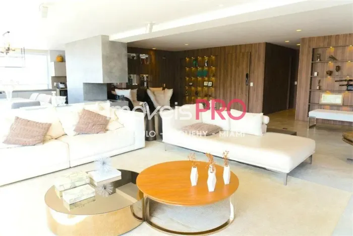 Apartamento, Moema - São Paulo