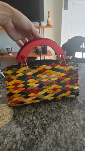 Bolsa Artesanal de madeira