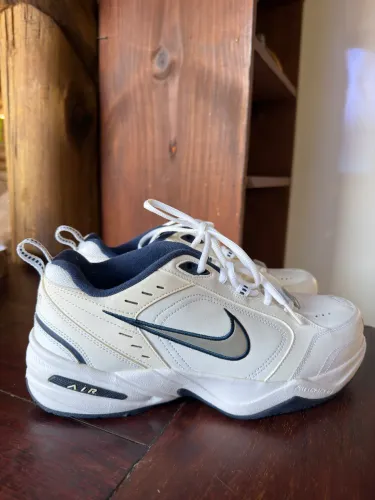 Tênis Nike Air Monarch IV Original Novo - Masculino BR 41 (US 9.5)