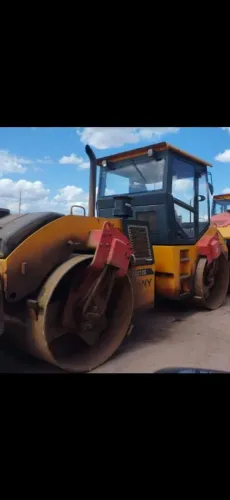 Rolo compactador de Asfalto Ano 2009