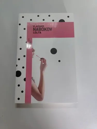 Livro Lolita - Vladimir Nabokov