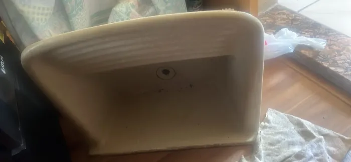 Tanque em cerâmica