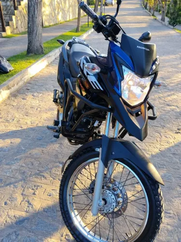 Vendo essa moto,em estado de nova,