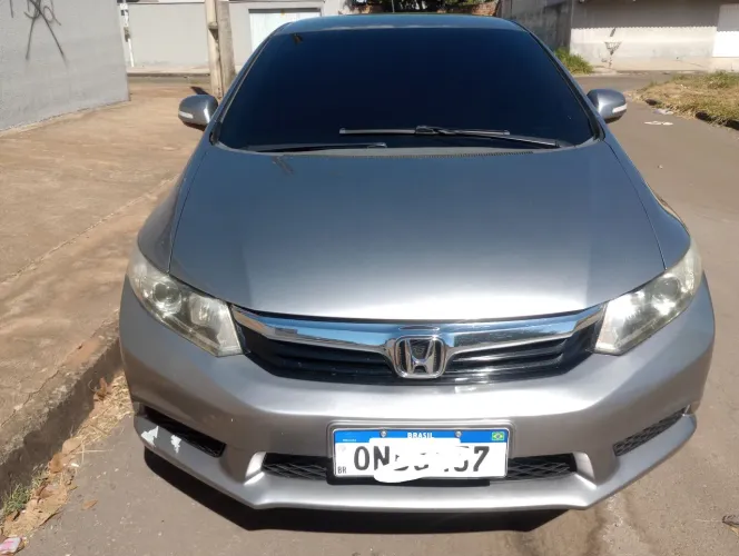 Honda Civic lxl 12/13 1.8 automático