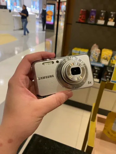 Câmera Samsung prata es80 - fotos da qualidade no anúncio