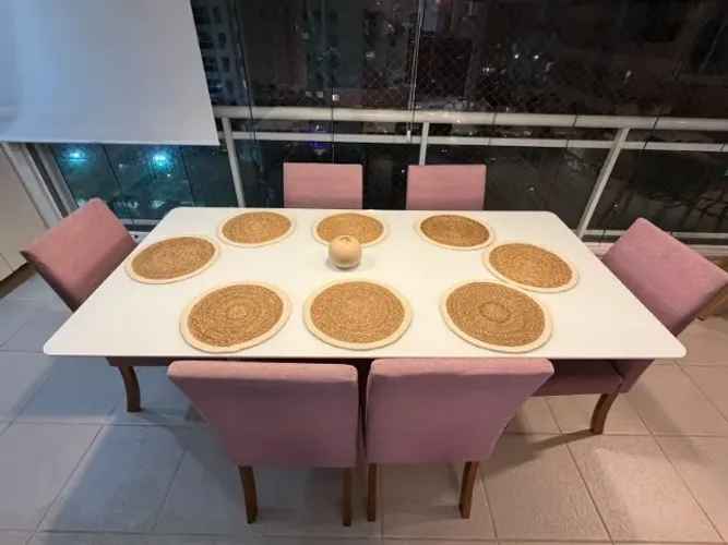 Mesa de Jantar (Tampo Off-White) + 6 cadeiras - Oportunidade!