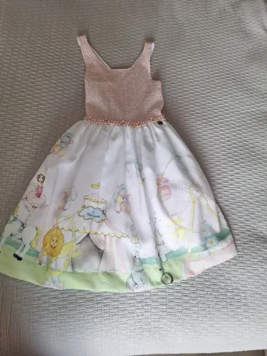Vestido de festa infantil