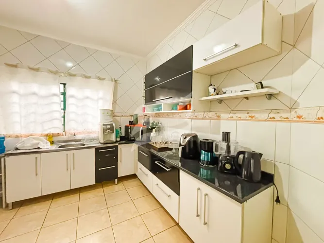 Casa com 3 quartos, sendo uma suíte, no Residencial Nobreville, Araçatuba/SP