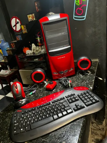 Gabinete gamer top modelo carro
