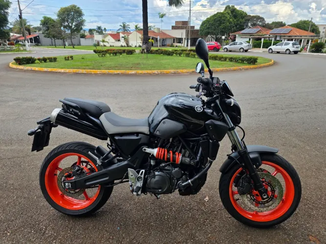 Yamaha mt 03 660