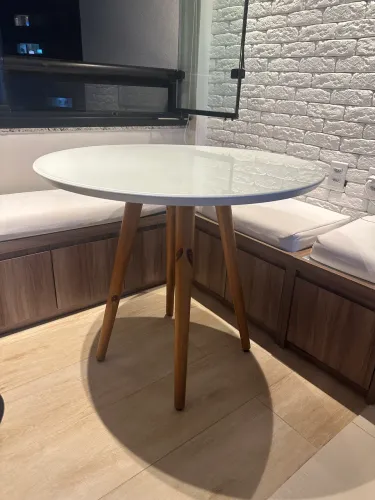 Mesa redonda Tampo de vidro - 90 cm - Tokstok