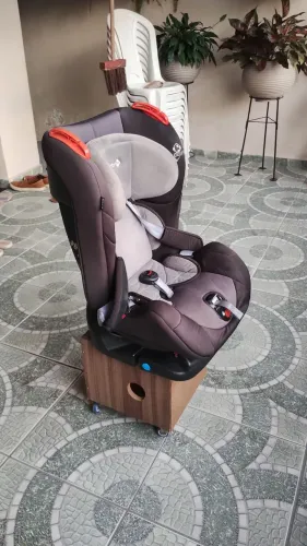 CADEIRA PARA CRIANÇA ( CARRO )