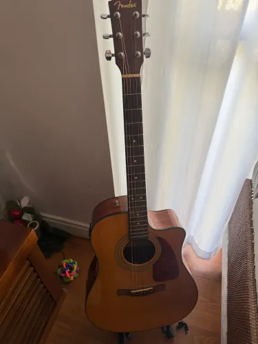 Violão Fender CD140-SCE