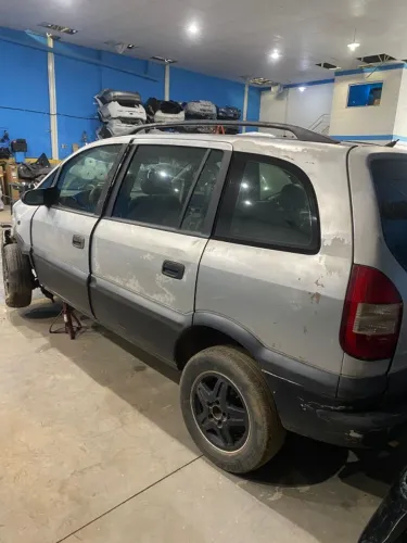 SUCATA GM/ZAFIRA 2.0 2001/2002