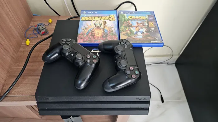 Ps4 pro 1 tb