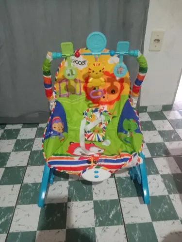 Cadeirinha de balanço musical