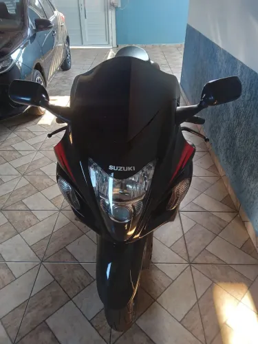 Vendo ou troco hayabusa impecavel