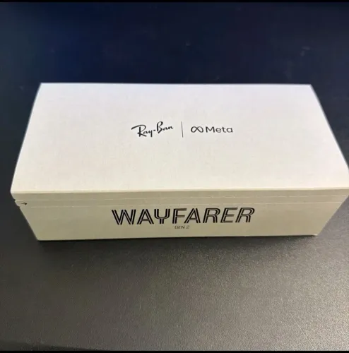 Ray-Ban Meta Wayfarer Gen 2 Smart Glasses RW4012 (Shiny Black / G15 Green)