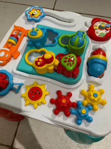 Mesinha didática infantil