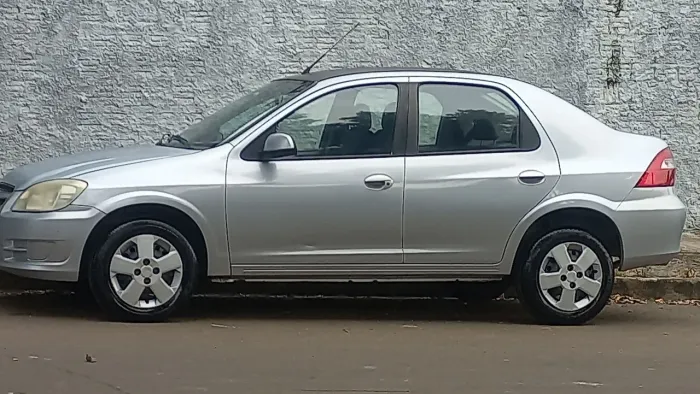 Chevrolet Prisma Sed. Maxx/ LT 1.4 8V Econof. 4P 2012