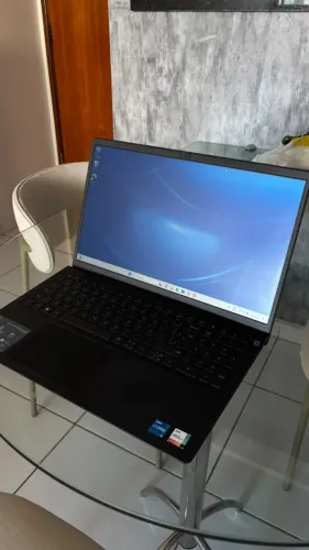 Notebook Dell Inspiron 15" Core i5 11ª Geração | 8GB RAM | SSD 256GB NVMe | Full HD | Ótim