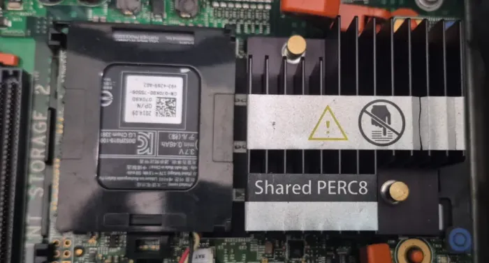 Controladora Vrtx Shared Perc 8 Card Dp/n: Op3wv4