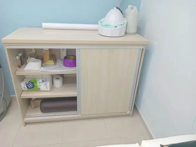 Ofurô duplo completo com decker, 1 balcão e 3 armários